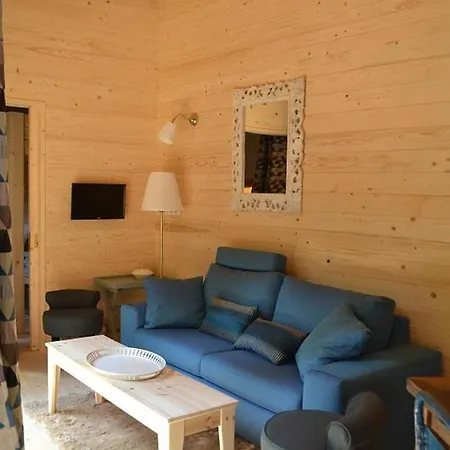 Confortable - 6 Pers. - Api-1-52-2512