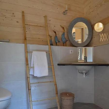 Confortable - 6 Pers. - Api-1-52-2512 Camping *